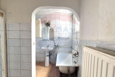 Casa de vanzare pretabila locuinta sau afacere | 13 Septe... - 3