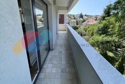 Apartament 3 camere ultrafinisat cu terasa si parcare - semicentral Apartament 3 camere ultrafinisat cu terasa si parcare - semicentral - 8