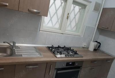 Apartament cu 2 camere decomandat în P-ța Romană - 4