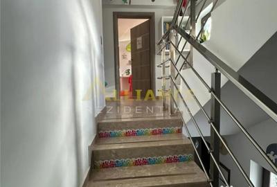 Casă cu 6 camere cu Canalizare în Dărăști-Ilfov - 5