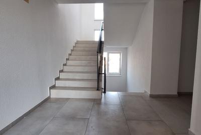 Apartament mobilat si utilat cu 2 locuri de parcare - 16