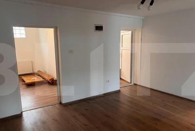 Apartament cu 3 camere semidecomandat în Cetății - 3