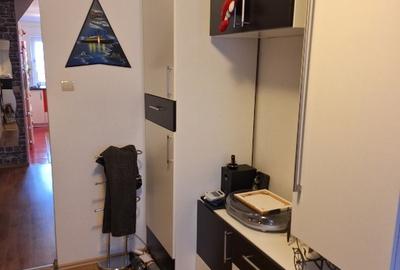 Apartament cu 3 camere decomandat în Central - 1
