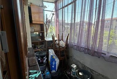 Apartament cu 3 camere decomandat, mobilat în Buziașului - 11