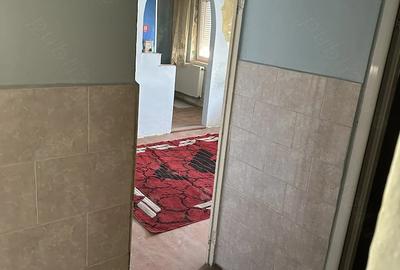 Apartament cu 3 camere semidecomandat în Central - 3