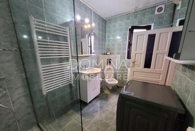 Casa tradi?ionala, in centrul satului Polovragi - 1