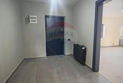 Casă cu 4 camere cu Teren 563 Mp în Corbeanca - 9