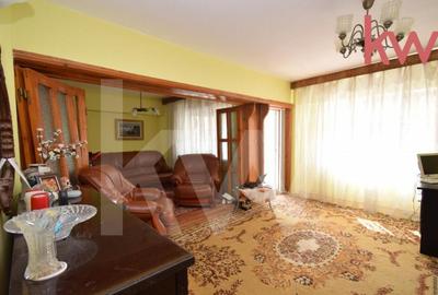 Apartament 4 camere Sarari decomandat, - schimb cu 2 camere - 24