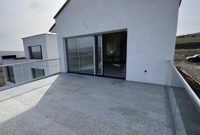 Casă individuală cu 4 camere cu Canalizare în Sopor - 5