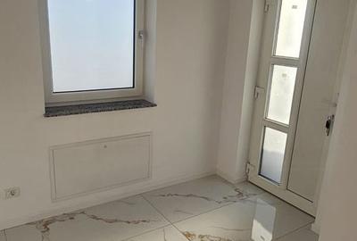 Duplex cu 4 camere cu Canalizare în Ipotești - 17