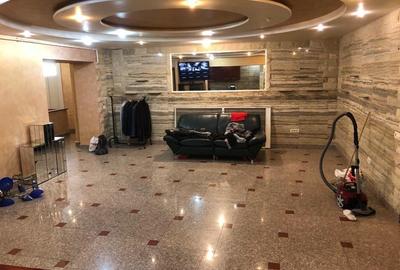 Apartament 4 camere - Faleza Nord - 1.500 euro/luna  (Cod E2) - 2