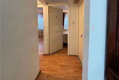 Apartament cu 3 camere decomandat în Central - 8