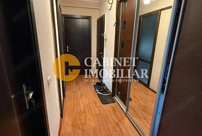 Apartament cu 3 camere semidecomandat, mobilat în Podu Roș - 2