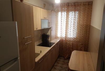 Apartament doua camere, decomandat, mobilat si utilat, sudic, liber, Piata Sud - 10