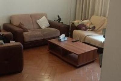 Apartament cu 3 camere decomandat în 13 Septembrie