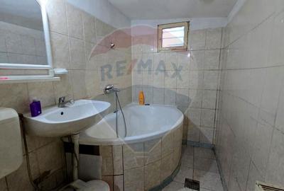 Casa de vanzare in zona Tei Toboc - 9