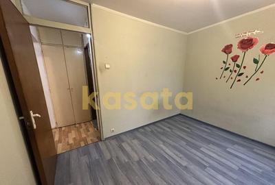 Apartament cu 4 camere decomandat în Moinești - 11