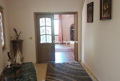 Casă cu 9 camere cu Canalizare în Cotroceni - 32