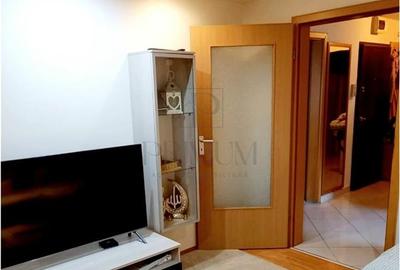 Aradului - 3 camere - decomandat - centrala proprie - ETAJ 2 - 3