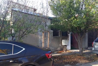 Casa modesta, locuibila, toate utilitatile, Chitila-Bucurestii Noi.73000E - 2