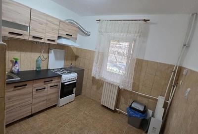 Apartament cu 2 camere decomandat în Central - 2