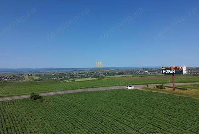 Teren de 36977 mp, în Central - 10