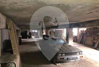 Corp casa de vanzare - Posibilitati multiple! - 9