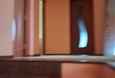 Casă cu 5 camere cu Teren 550 Mp în Săndulești - 2