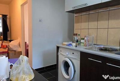 Apartament cu 2 camere decomandat în Progresul - 10