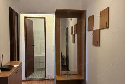 Apartament cu 2 camere decomandat în Apărătorii Patriei - 7