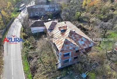 Proprietate deosebită în orașul Ștefănești, intrare pe strada Izvorani - 10