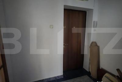 Apartament cu 3 camere decomandat în Micro 15 - 5