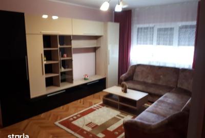 Apartament cu 2 camere în Micro 20