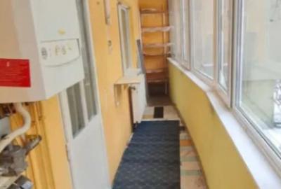 Apartament cu 2 camere decomandat în Tractorul - 3