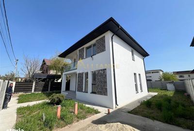 Casă cu 4 camere în Berceni