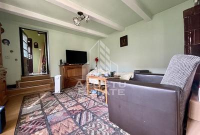 Casă individuală cu 3 camere în Girocului
