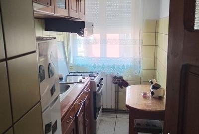 Apartament cu 3 camere semidecomandat în Central - 3