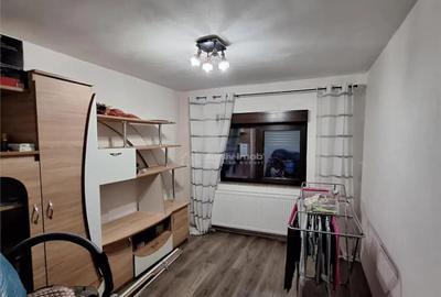 Apartament cu 3 camere decomandat în Central - 8