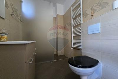 Casă cu 5 camere de vânzare în zona Central comision 0 - 5