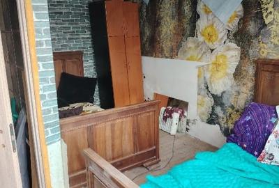 Duplex cu 4 camere cu Canalizare în Central - 8