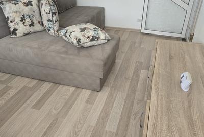 Năvodari -Liceul Lazăr Erdeleanu -3 camere-centrală gaze- termen lung -400 euro - 3