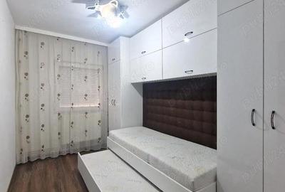 Apartament cu 3 camere decomandat în Lipovei - 4