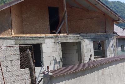 Casă cu 4 camere în Ciungetu - 5