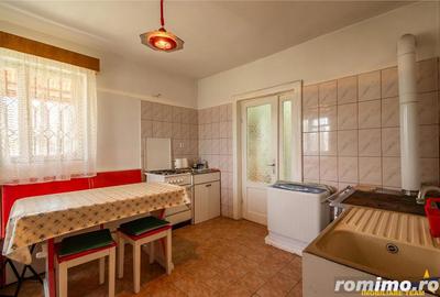 Casă cu Garaj în Viperești - 13