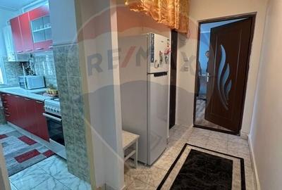 DE INCHIRIAT -apartament cu 2 camere in zona Hotvon - 2