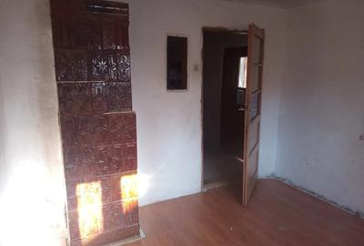 Casă cu 3 camere cu Teren 1300 Mp în Central - 5