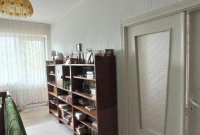 Casă cu 6 camere cu Teren 265 Mp în Central - 9