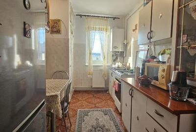 Apartament cu 2 camere semidecomandat în Astra