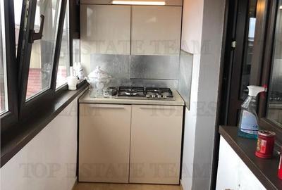 Apartament cu 4 camere în Central - 9