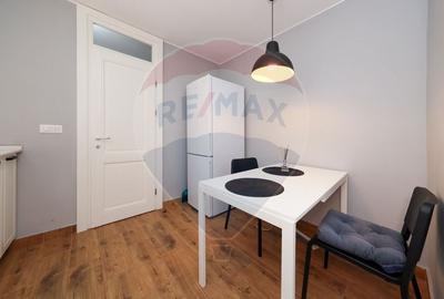 Apartament 3 camere de inchiriat - Tractorul, Str. Gloriei nr. 12 - 16